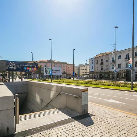 Apartment At Campo Center Порту Экстерьер фото