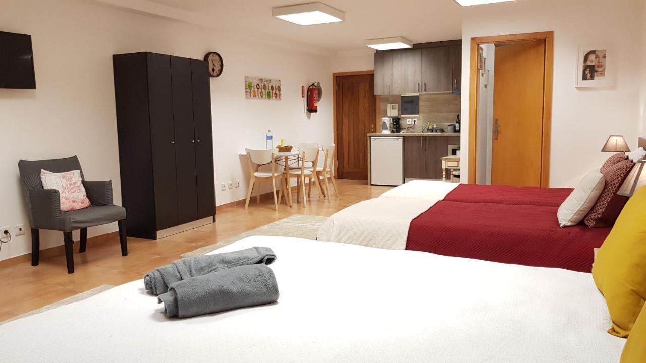 Apartment At Campo Center Порту Экстерьер фото