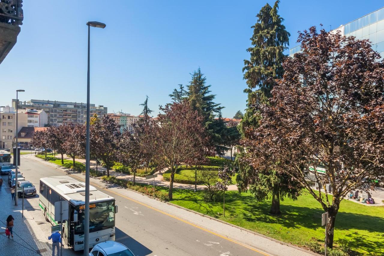 Apartment At Campo Center Порту Экстерьер фото